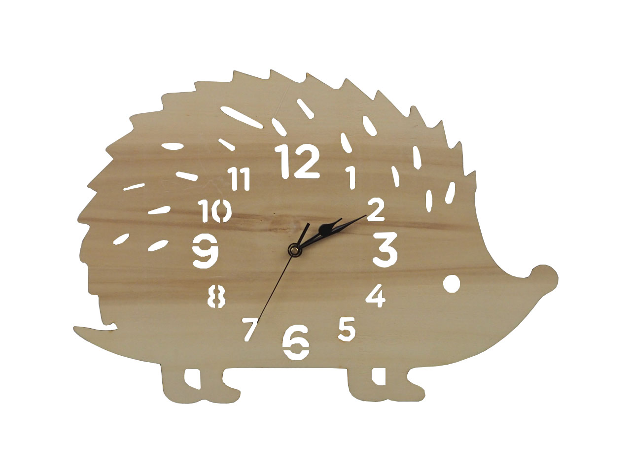 Horloge murale animal en forme d'hérisson en bois vue de face sur un fond blanc.